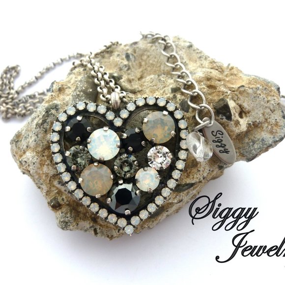 Swarovski Crystal Heart Pendant, Multi Stone Halo - Picture 5 of 7